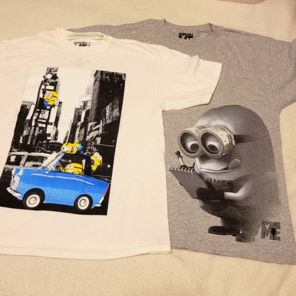 MINIONS Despicable Me T-shirts - Boy's Youth Large